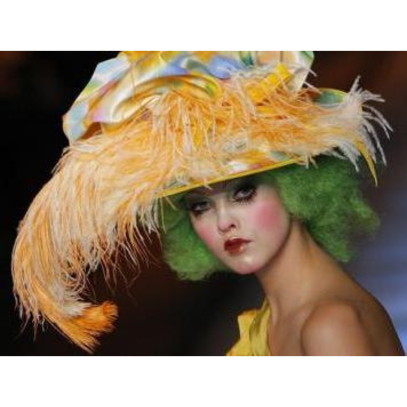 A hat and a small scandal