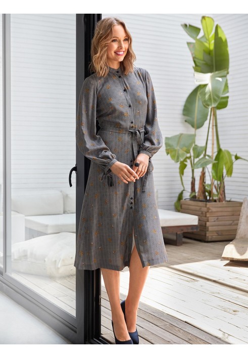 Pattern Shirt cut dress with flared skirt (Burda 10/2018, pattern number 103)