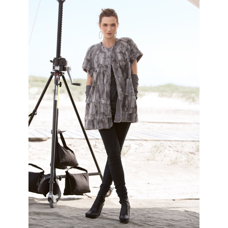 Pattern Fur vest with...