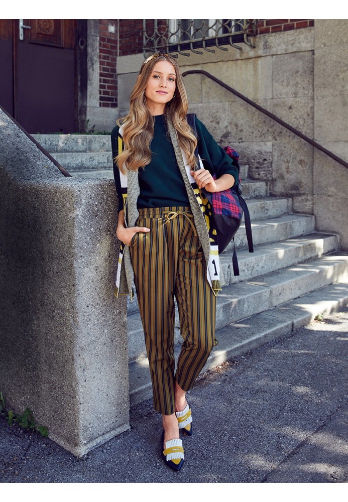 Pattern Pants with soft pleats (Burda 11/2019, pattern number 112 A)