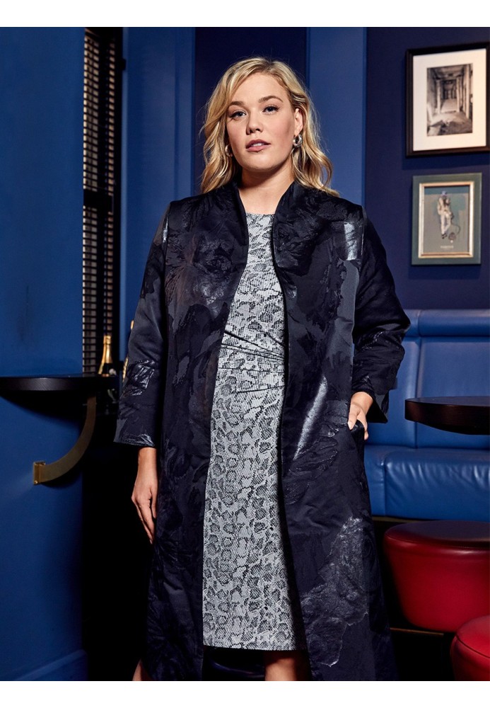 Pattern Jacquard coat without fastening (Burda 12/2019, pattern number 122)