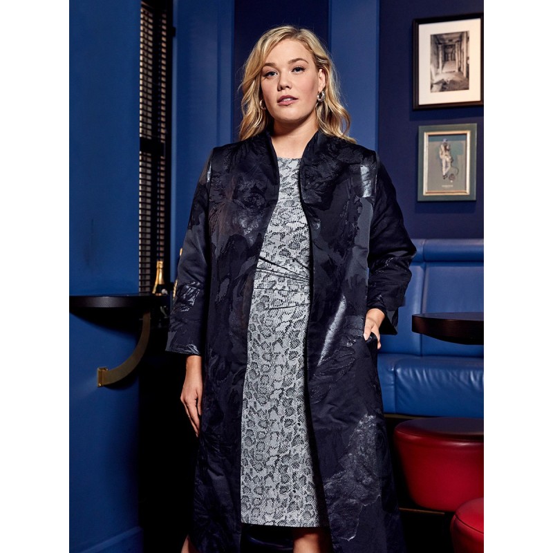 Pattern Jacquard coat...