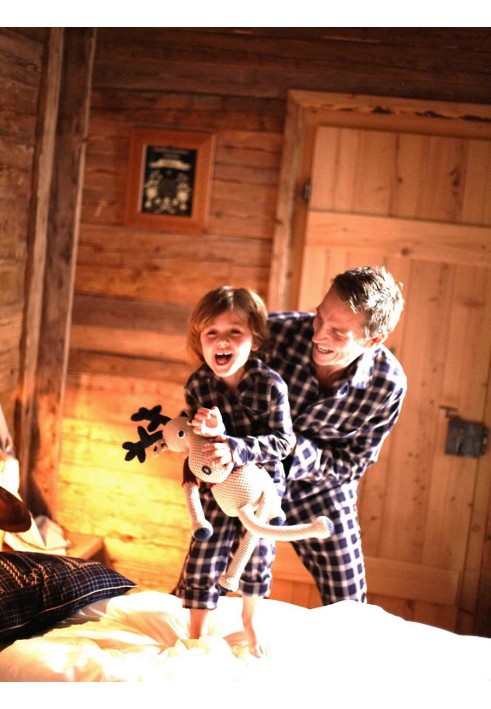 Pattern Flannel pajamas in a cage (Burda 12/2010, pattern number 134)