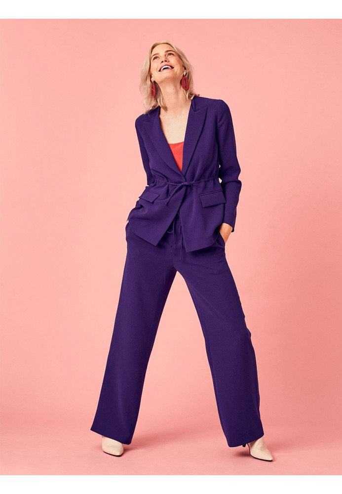 Pattern Straight-cut pants with drawstring around the waist (Burda 10/2019, pattern number 111 A)