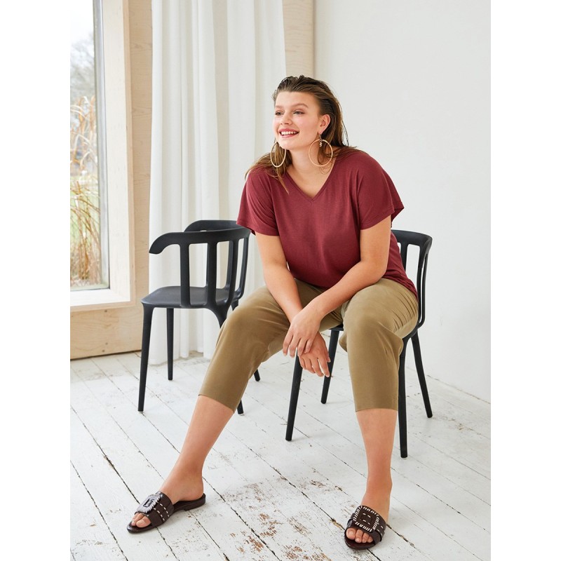 Pattern T-shirt with a...