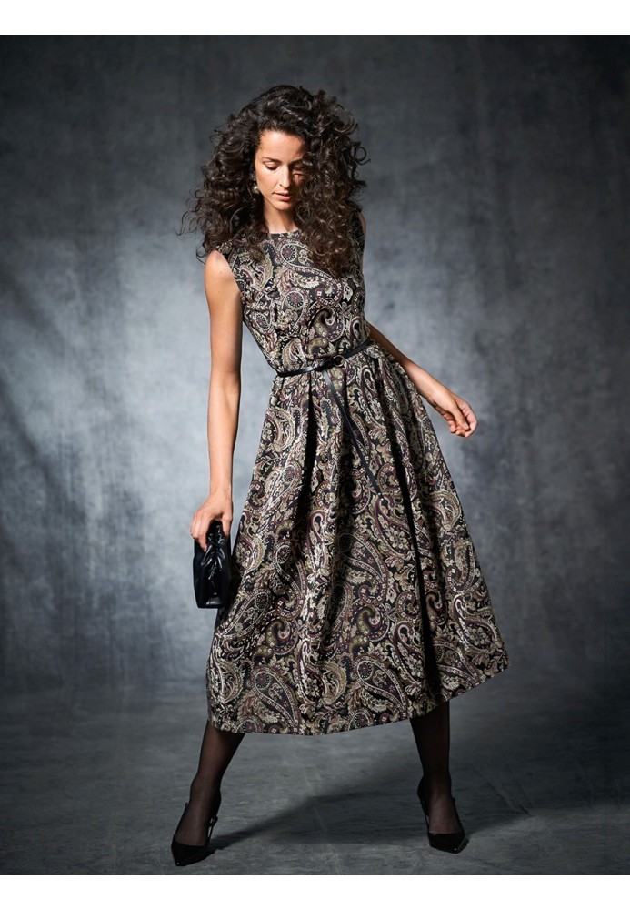 Pattern Cut-out dress with a lush skirt with pleats (Burda 10/2020, pattern number 106)