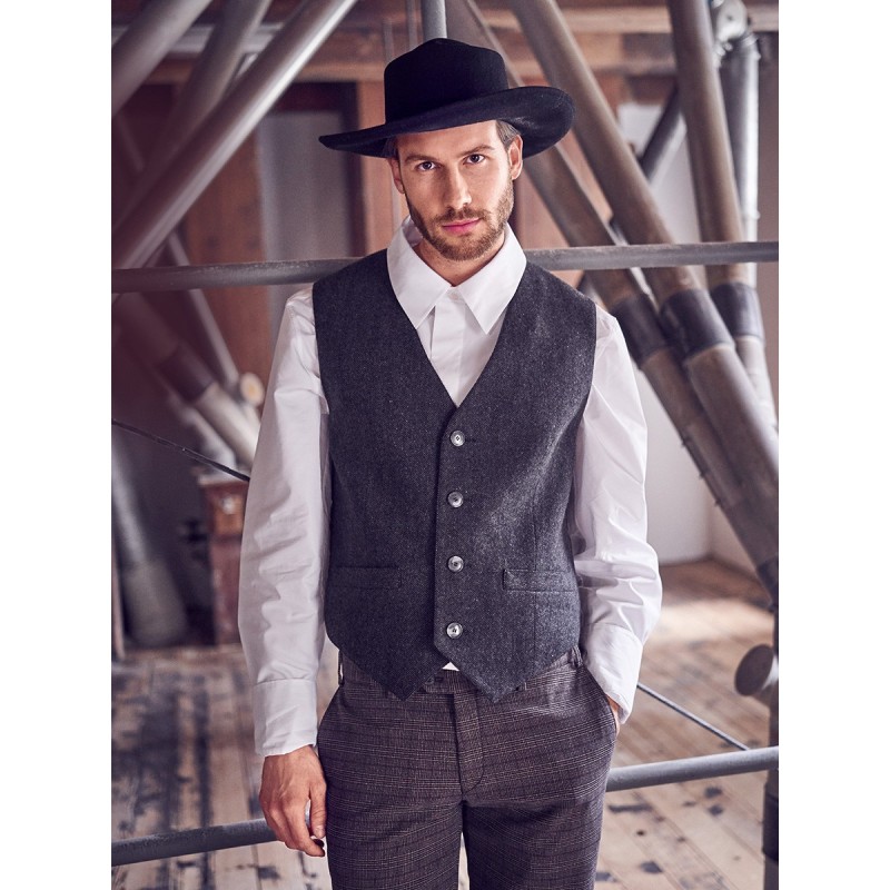 Pattern Vest of a classic...