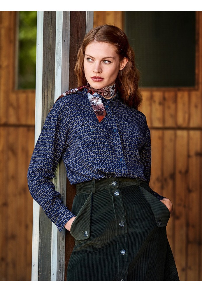 Pattern Shirt-cut blouse with a flared back yoke (Burda 10/2019, pattern number 104 B)