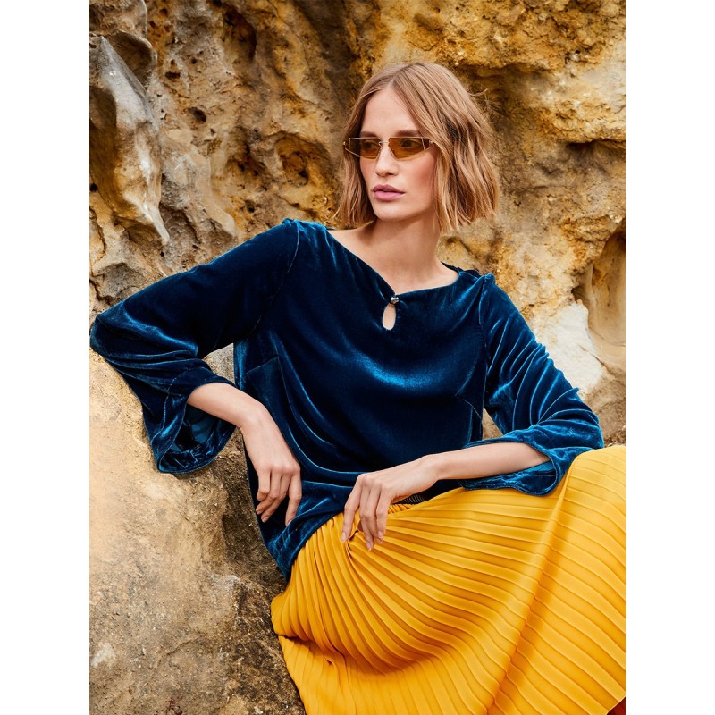 Pattern Velvet straight-cut...