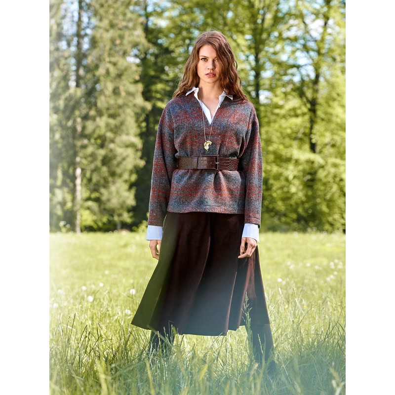 Knitted pullover pattern...