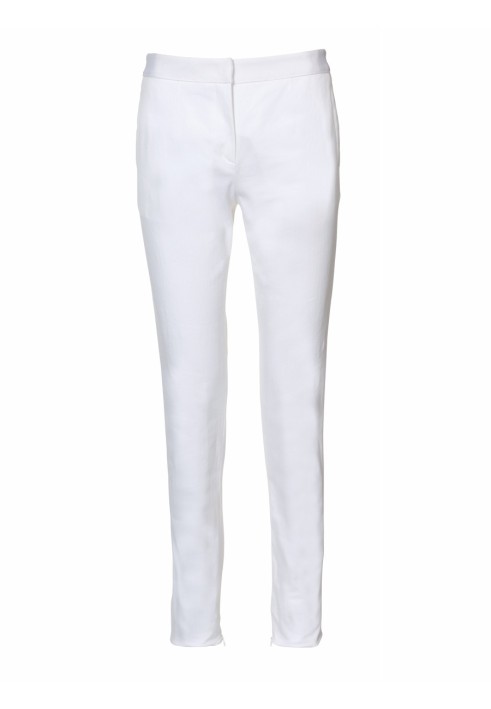 Pattern Tapered cut pants made of elastic gabardine (Burda 8/2010, pattern number 108 B)