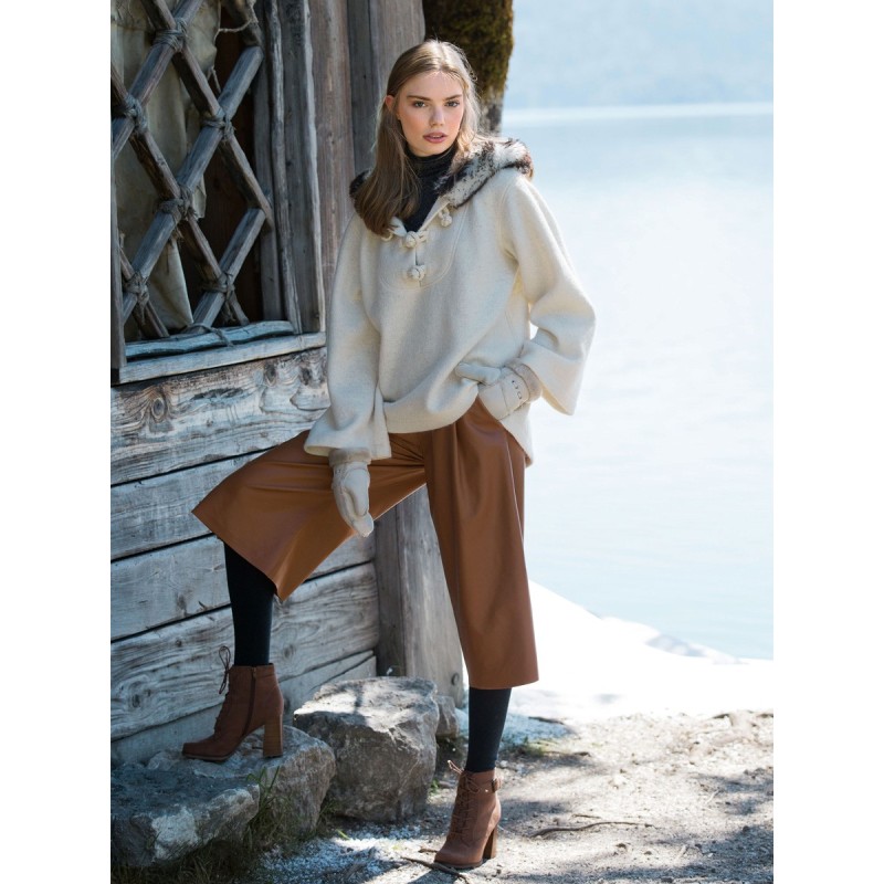 Pattern Leather culottes...