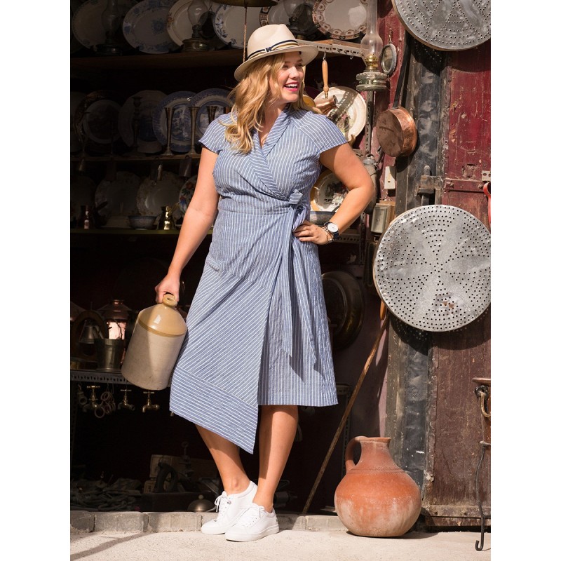 Pattern Dress of an...