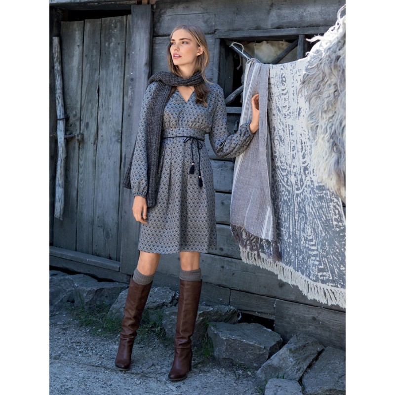 Pattern A cut-off dress...