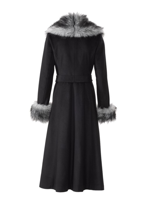 Pattern Coat with shawl fur collar (Burda 2/2018, pattern number 6387 A)