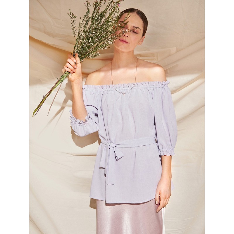 Pattern Tunic with a Carmen...