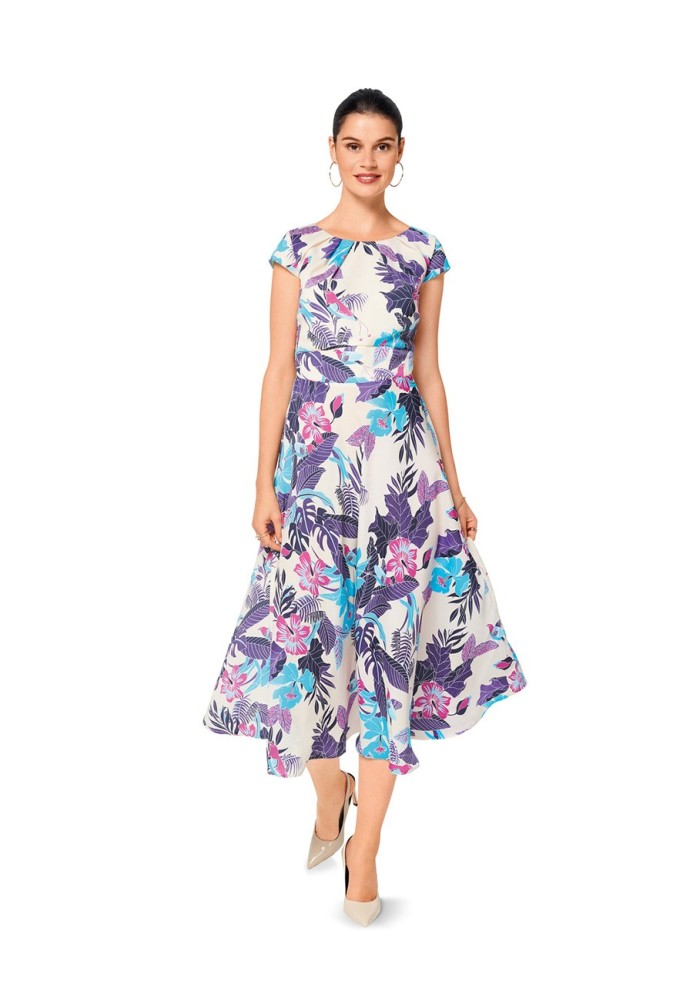 Pattern Dress with a shaped sewn-in belt (Burda 1/2017, pattern number 6529 B)