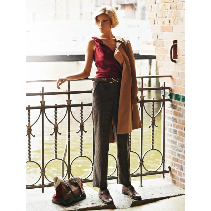 Pattern Pants of a classic...