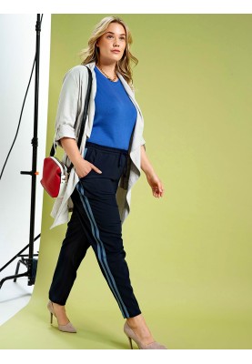 Pattern Jogger pants with contrasting stripes (Burda. Fashion Plus 2/2019, pattern number 410 B)