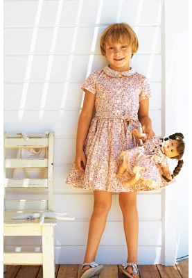 Pattern Dress with round collar and front fastening (Burda 6/2010, pattern number 146)