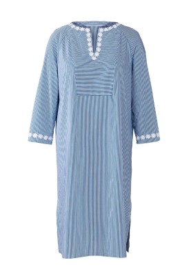 Pattern Straight-cut dress with raglan sleeves and plastron (Burda 7/2019, pattern number 124)