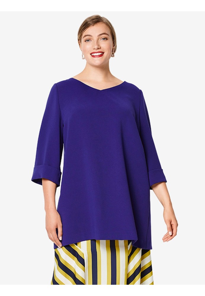 Pattern Tunic of a free cut with pleats on the back (Burda 1/2020, pattern number 6214 B)