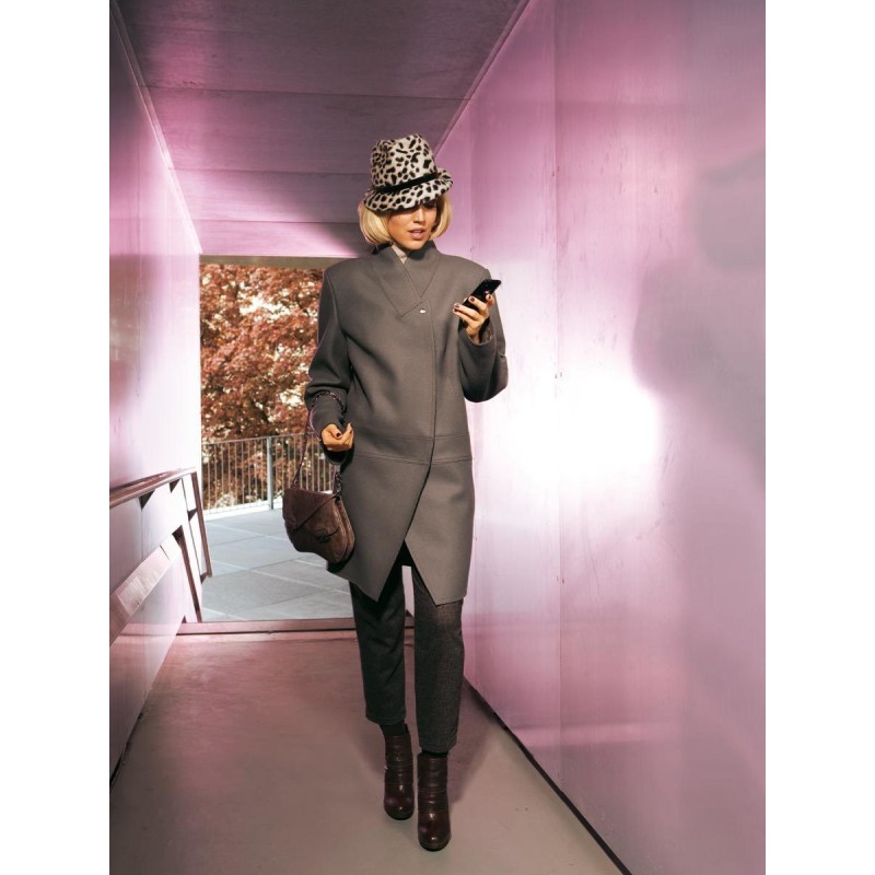 Short woolen coat pattern...