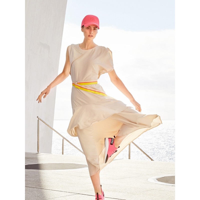 Pattern Dress with an...