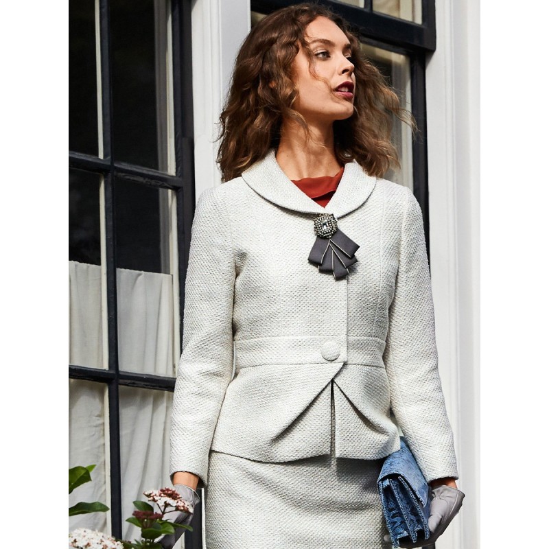 Pattern Jacket with shawl...