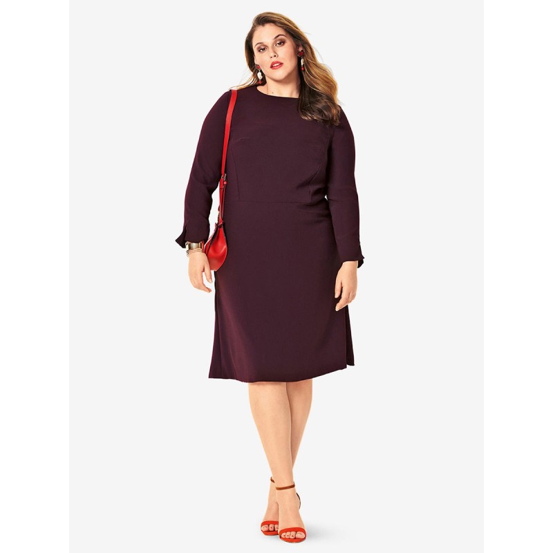 Pattern Dress with a flared...