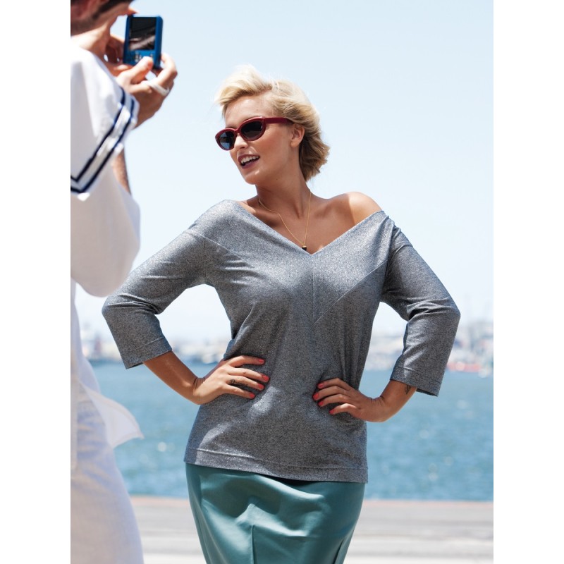 Pattern Pullover with deep...