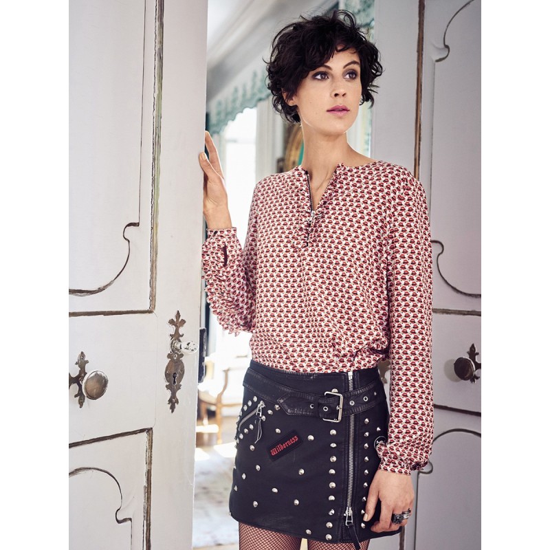 Pattern Straight-cut blouse...