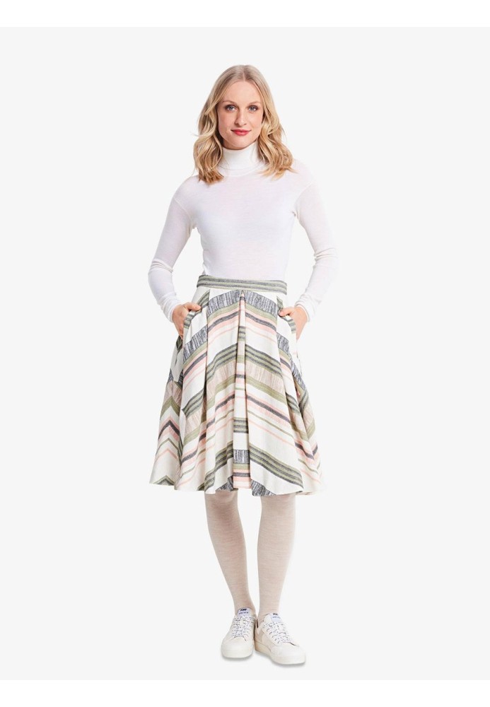 Pattern Skirt with deep opposite pleats (Burda 2/2018, pattern number 6386 B)