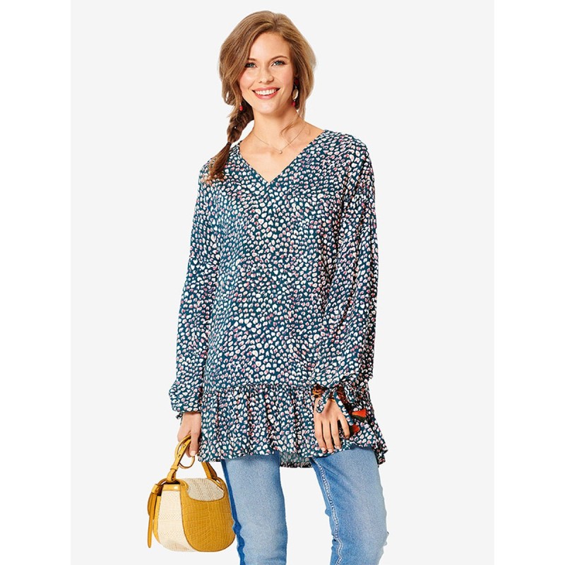 Pattern Tunic of a loose...