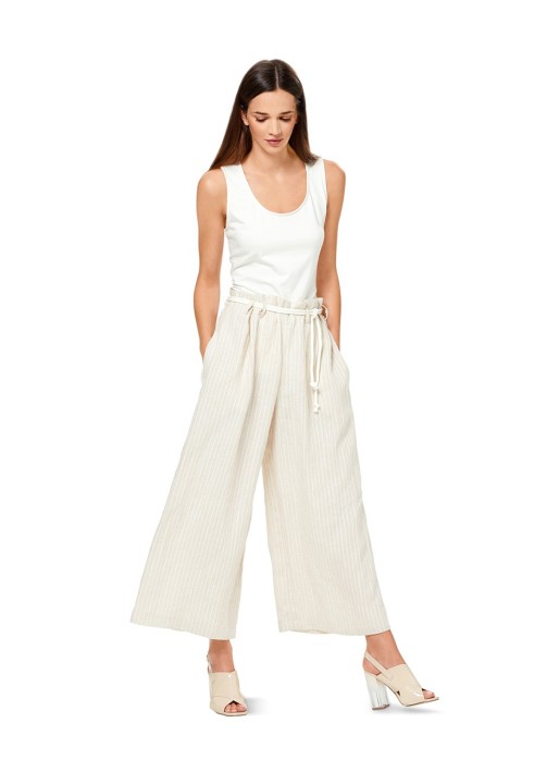 Pattern Marlene trousers with original pleats (Burda 1/2017, pattern number 6544 A)