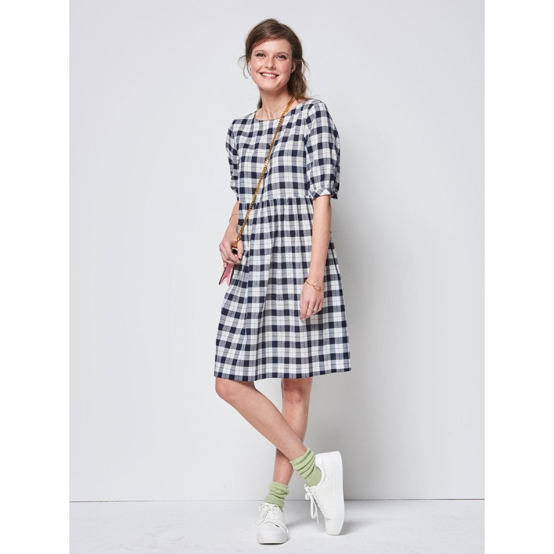 Pattern Dress with high...