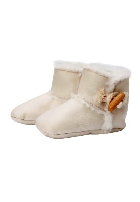 Pattern Uggs with laces (Burda 2/2015, pattern number 9396 B)