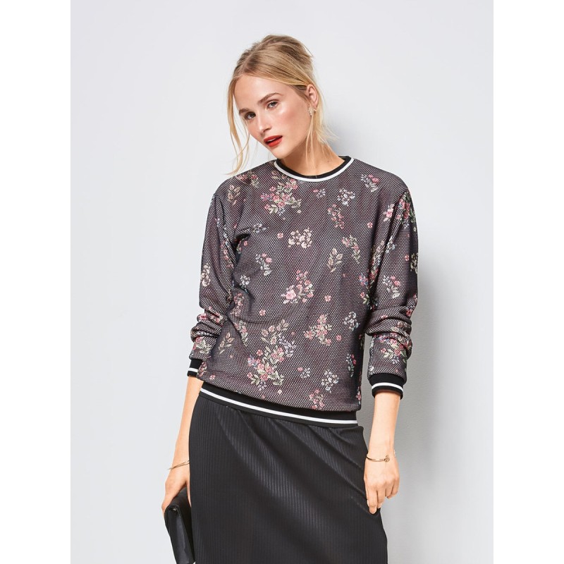 Pattern Pullover with...