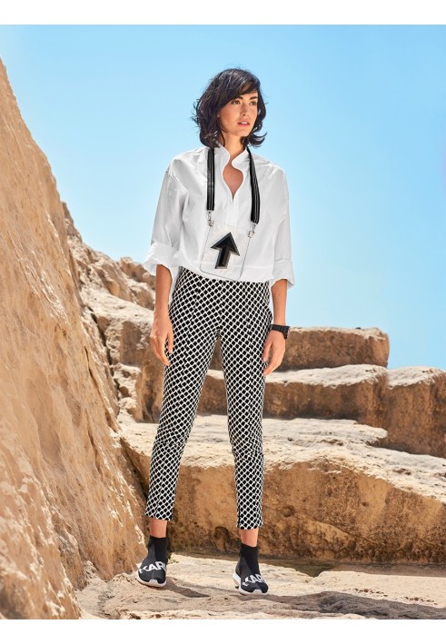 Pattern Narrow pants with relief seams (Burda 9/2018, pattern number 106 B)