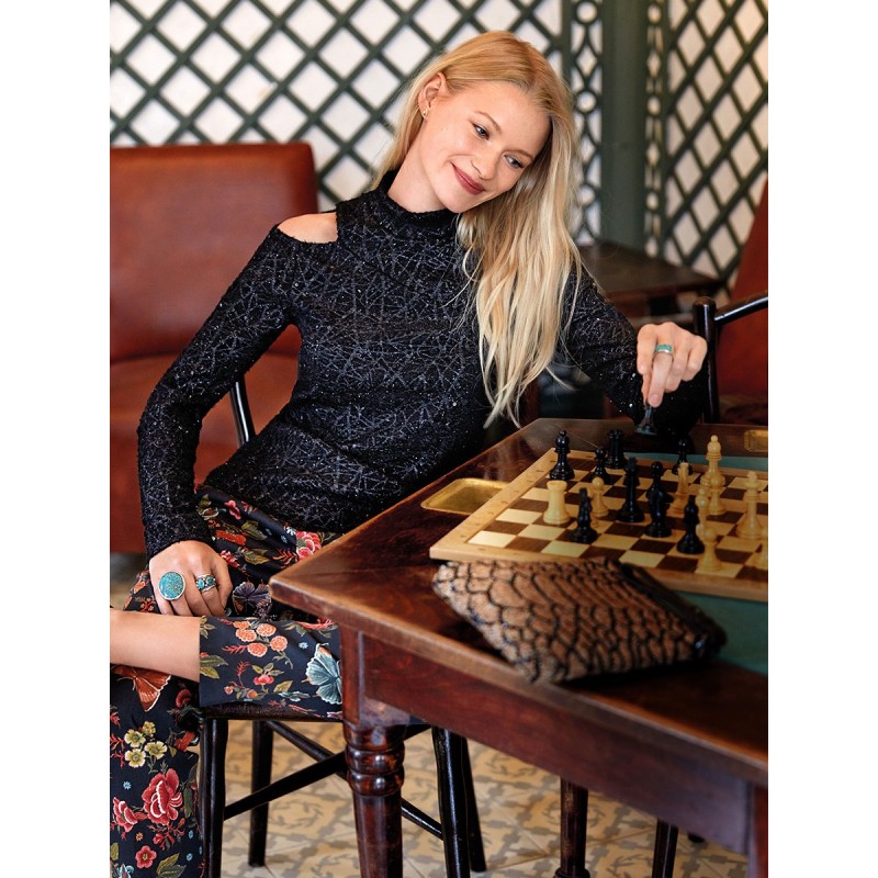 Pattern Pullover with an...