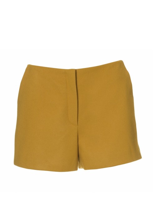 Pattern Short woolen shorts (Burda 10/2010, pattern number 111 A)