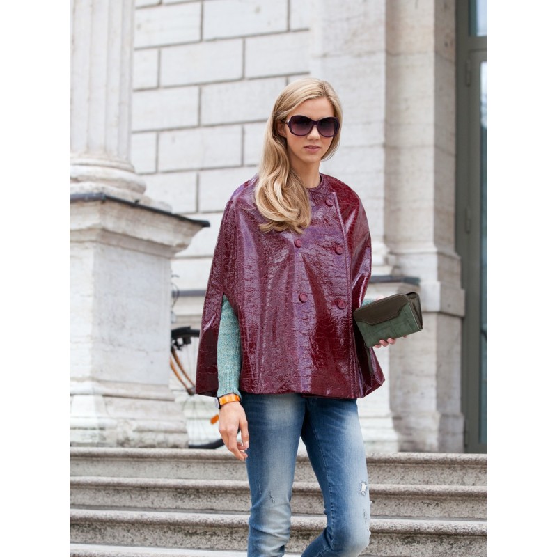 Pattern Cape cape made of...