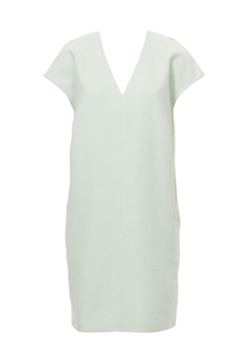 Pattern Dress with a sporty cut with a V-neckline (Burda 5/2012, pattern number 101 B)