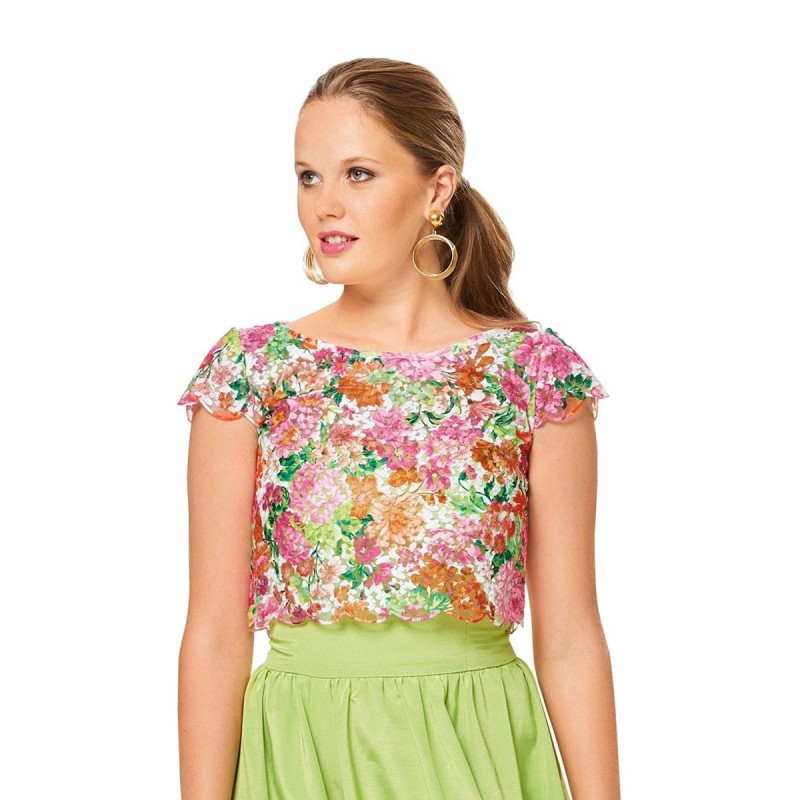 Pattern Top lace with a...