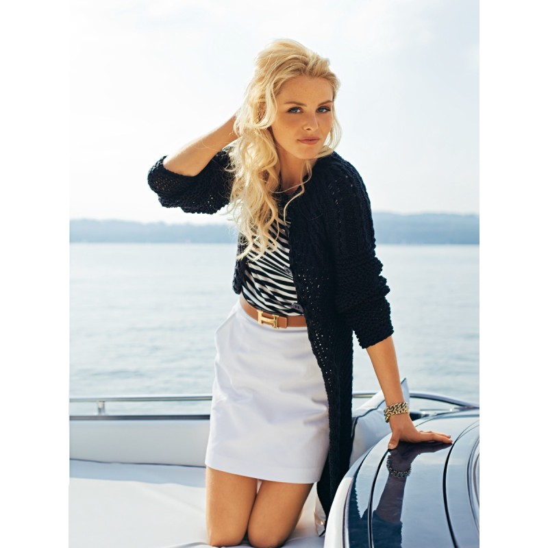 Pattern A-line mini skirt...