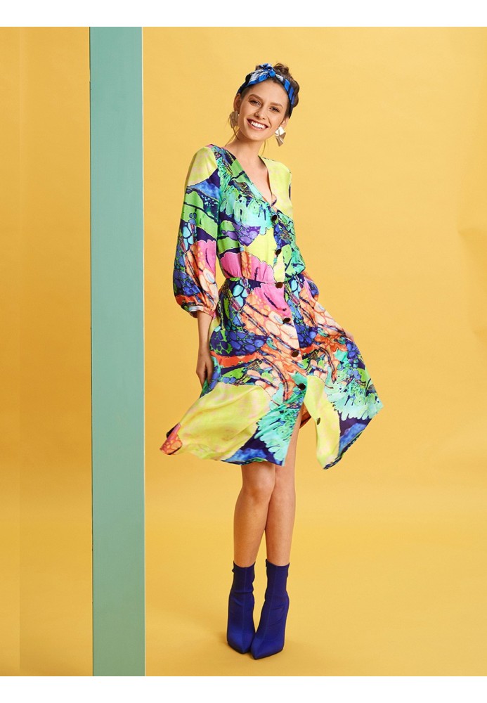 Pattern V-neck shirt dress (Burda 5/2019, pattern number 107 A)