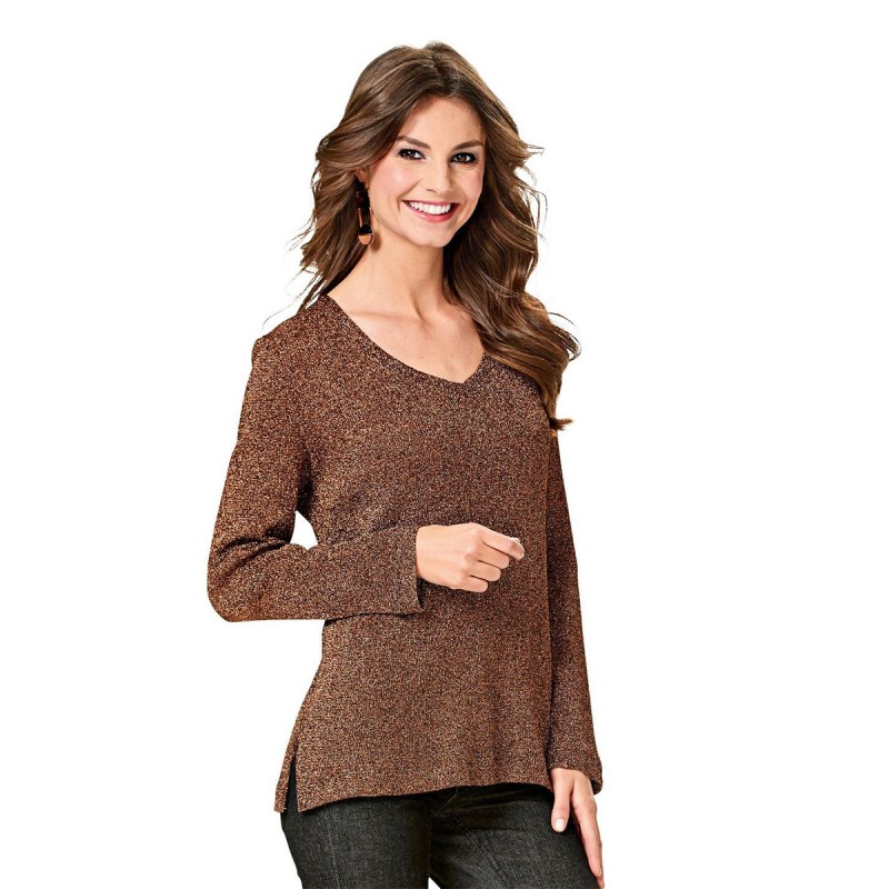 Pattern Simple cut pullover...