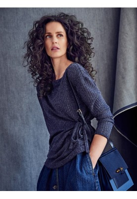 Pattern Pullover of a straight silhouette with ties (Burda 9/2019, pattern number 115 A)