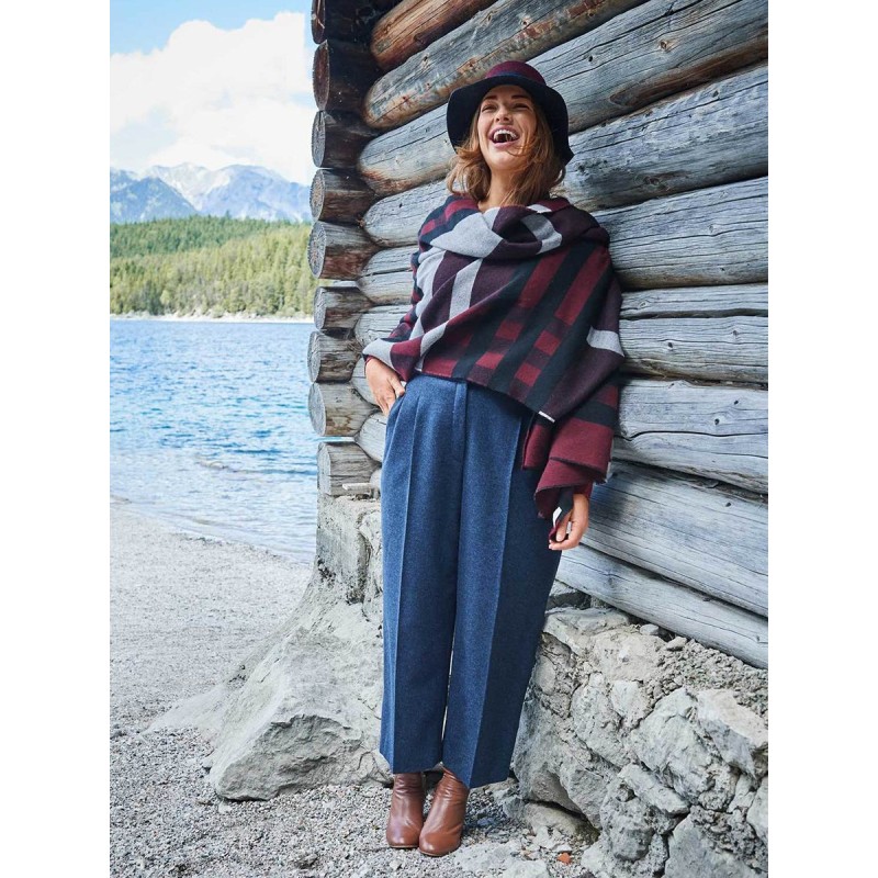 Pattern Short pants with...