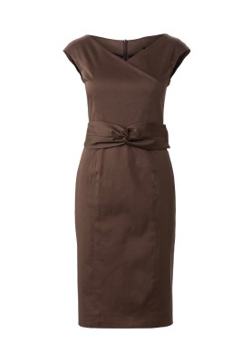 Pattern Sheath dress with a wide shaped belt (Burda 5/2019, pattern number 109 A)